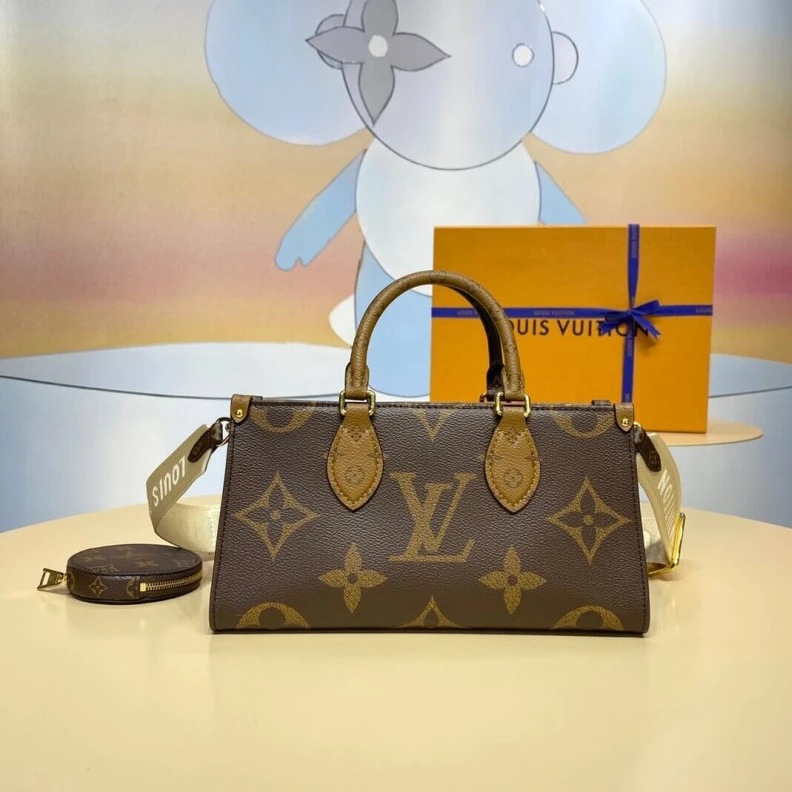 Replica bags lv Large zip Louis Vuitton OnTheGo East West