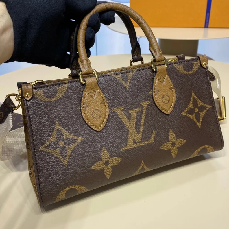 Replica bags lv Large zip Louis Vuitton OnTheGo East West