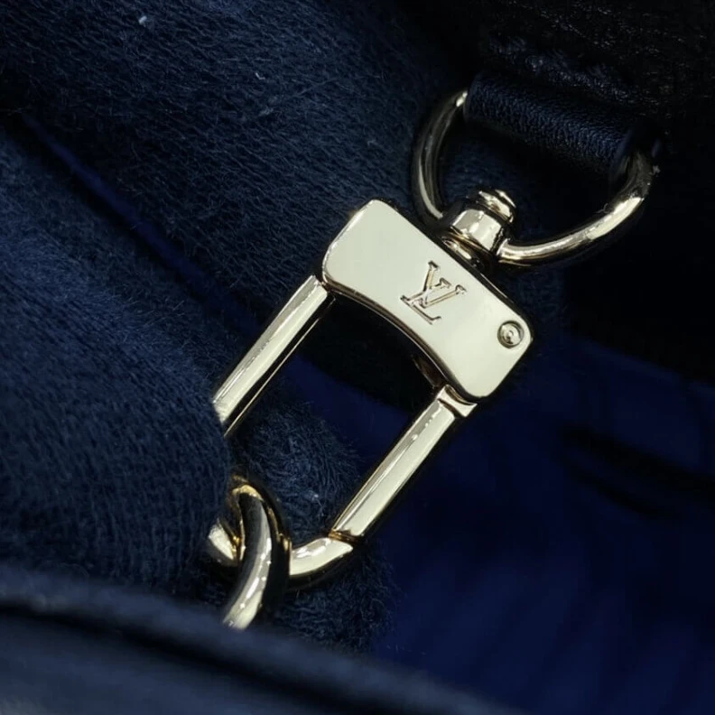 Replica bags Blue Louis Vuitton OnTheGo MM Blue
