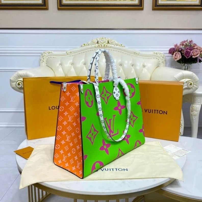 Mythick Goldcolor Louis Vuitton Onthego GM Green