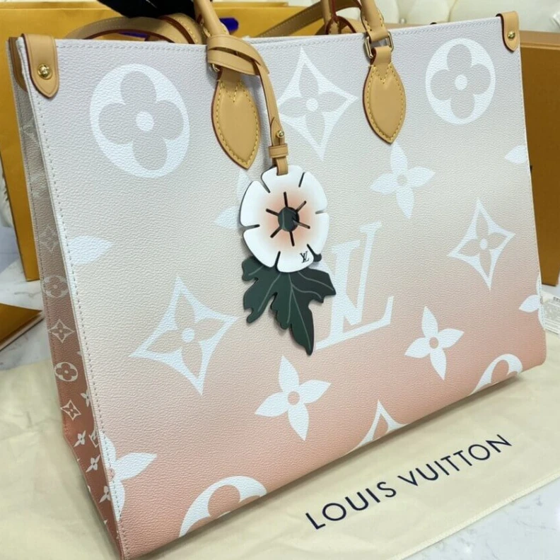 Mythick Textile l Louis Vuitton Onthego GM Mist