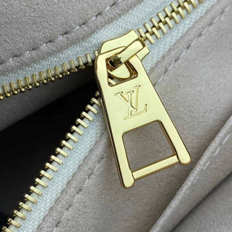 Louis vuitton locations Louis Vuitton Onthego MM Pink