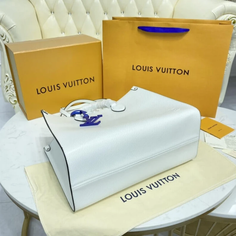 Louis vuitton locations Handle: D Louis Vuitton Onthego MM White