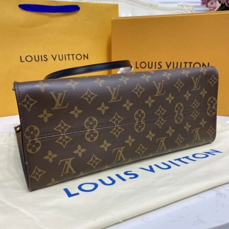 Mythick ru Cowhidele Louis Vuitton Onthego MM