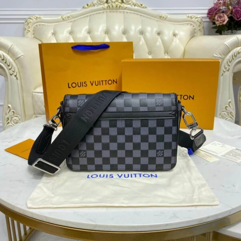 Replica bags lv Textile l Louis Vuitton Onyx Damier Infini Leather Studio Messenger