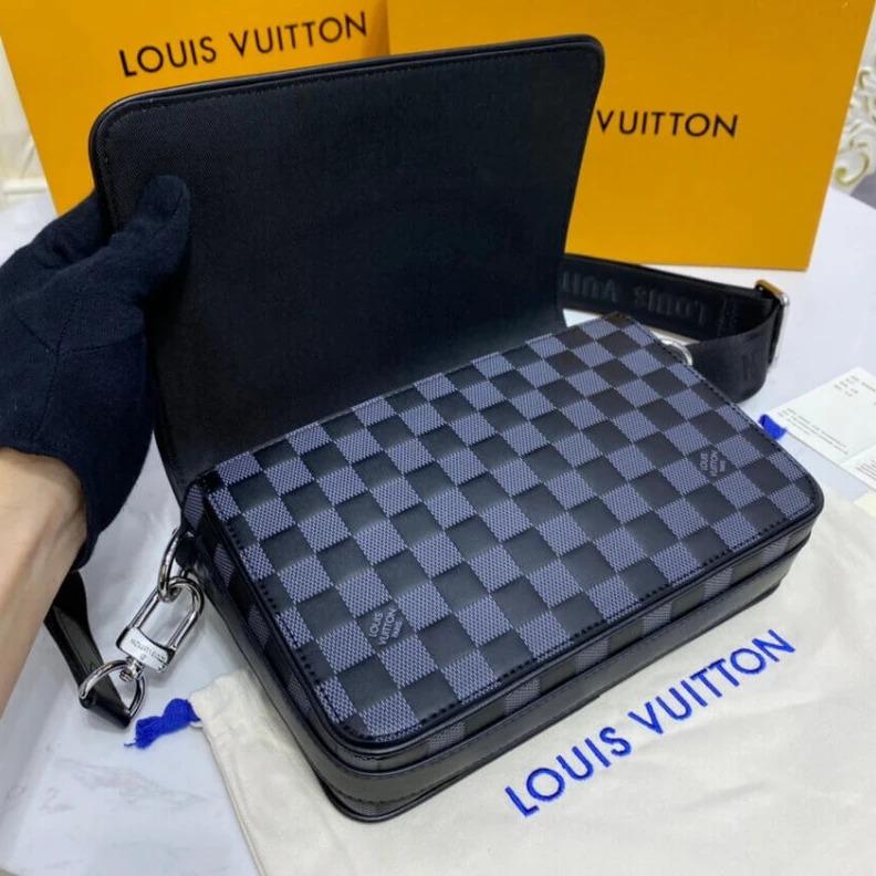 Replica bags lv Textile l Louis Vuitton Onyx Damier Infini Leather Studio Messenger