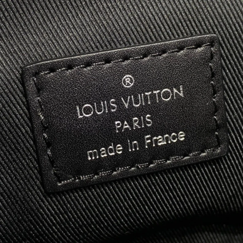 Replica bags lv Textile l Louis Vuitton Onyx Damier Infini Leather Studio Messenger