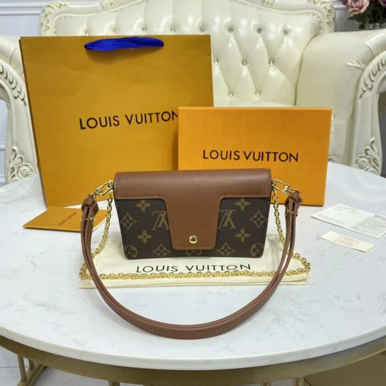 Mythick Chain Dro Louis Vuitton Padlock On Strap Caramel