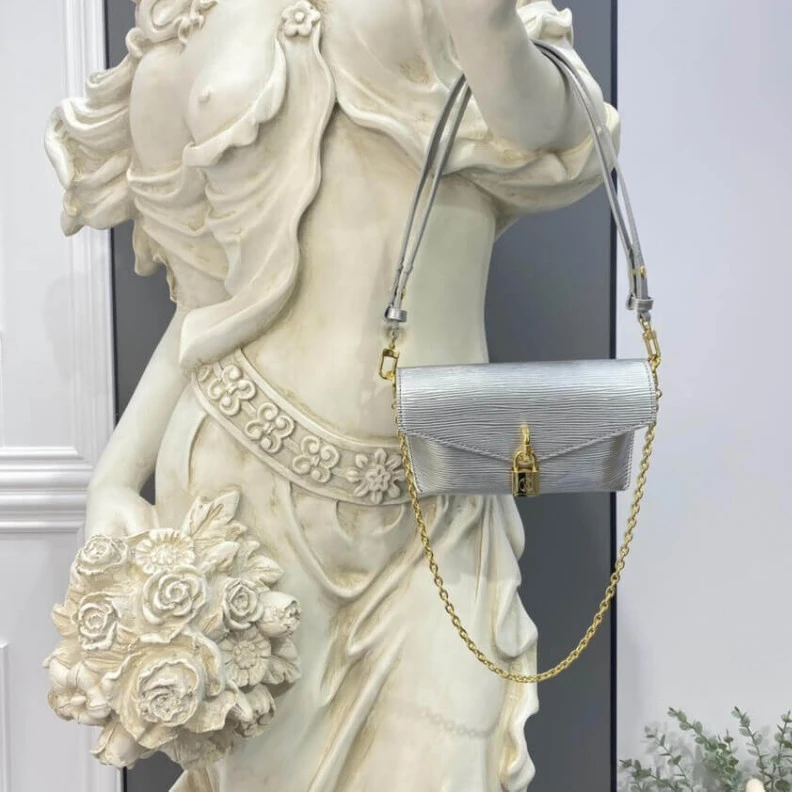 Lv belts replica Strap : R Louis Vuitton Padlock On Strap Silver