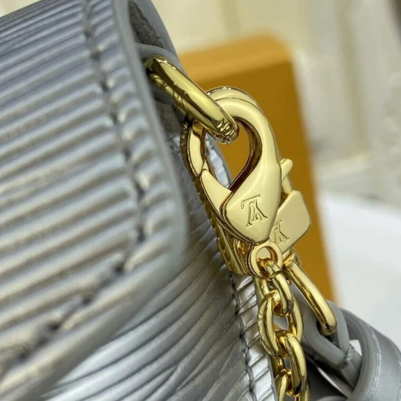 Lv belts replica Strap : R Louis Vuitton Padlock On Strap Silver