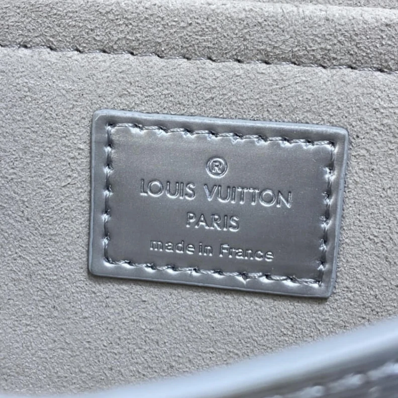 Lv belts replica Strap : R Louis Vuitton Padlock On Strap Silver