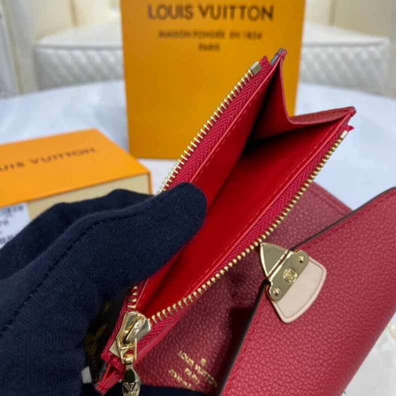 Top lv Slock clo Louis Vuitton Pallas Compact Wallet