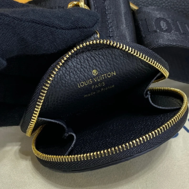 Replica bags The House’ Louis Vuitton Papillon BB Black Beige