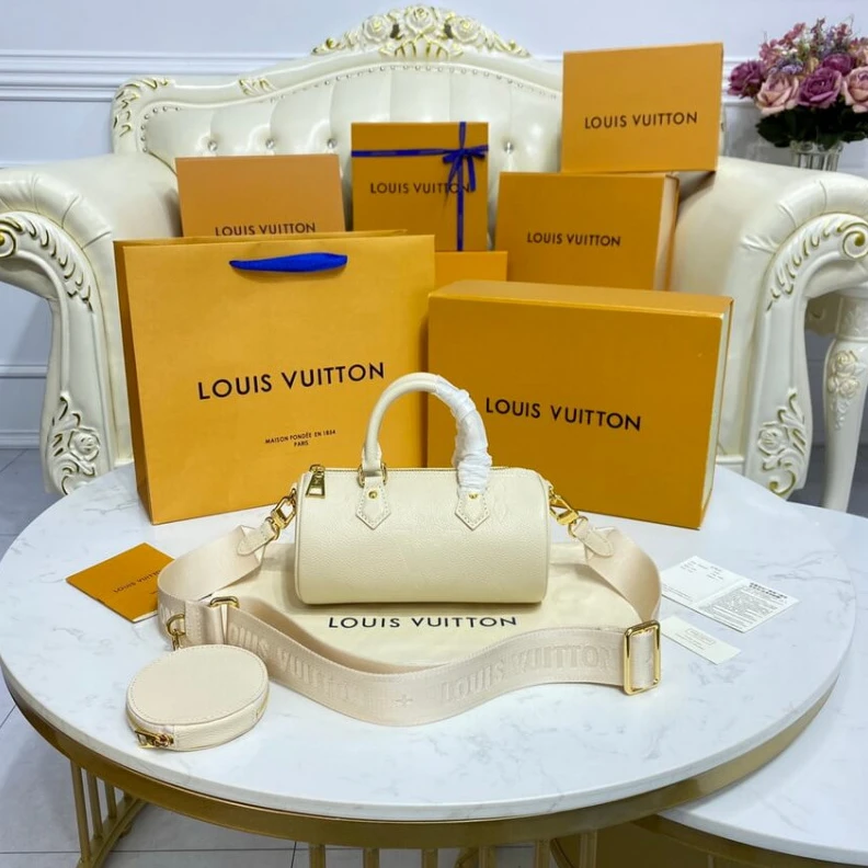 Top lv Louis Vuitton Papillon BB Creme Beige
