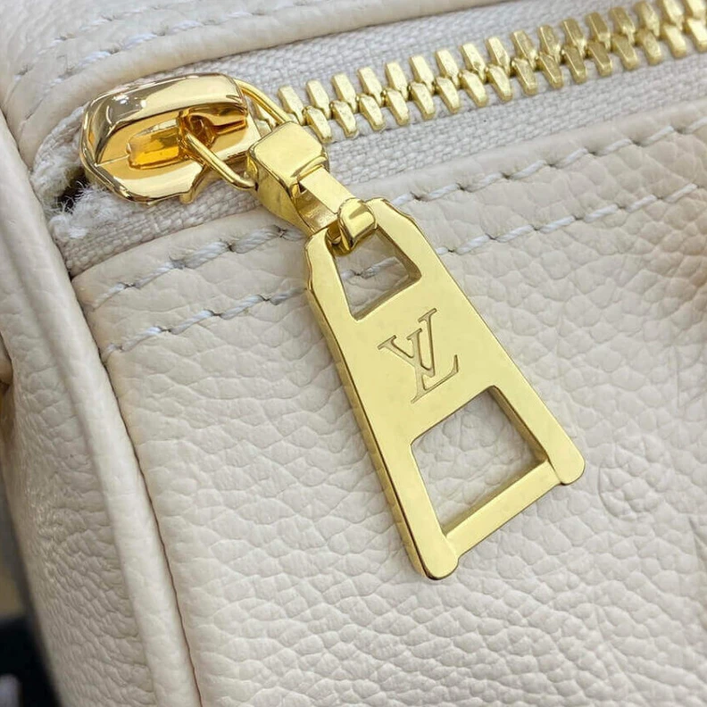 Top lv Louis Vuitton Papillon BB Creme Beige