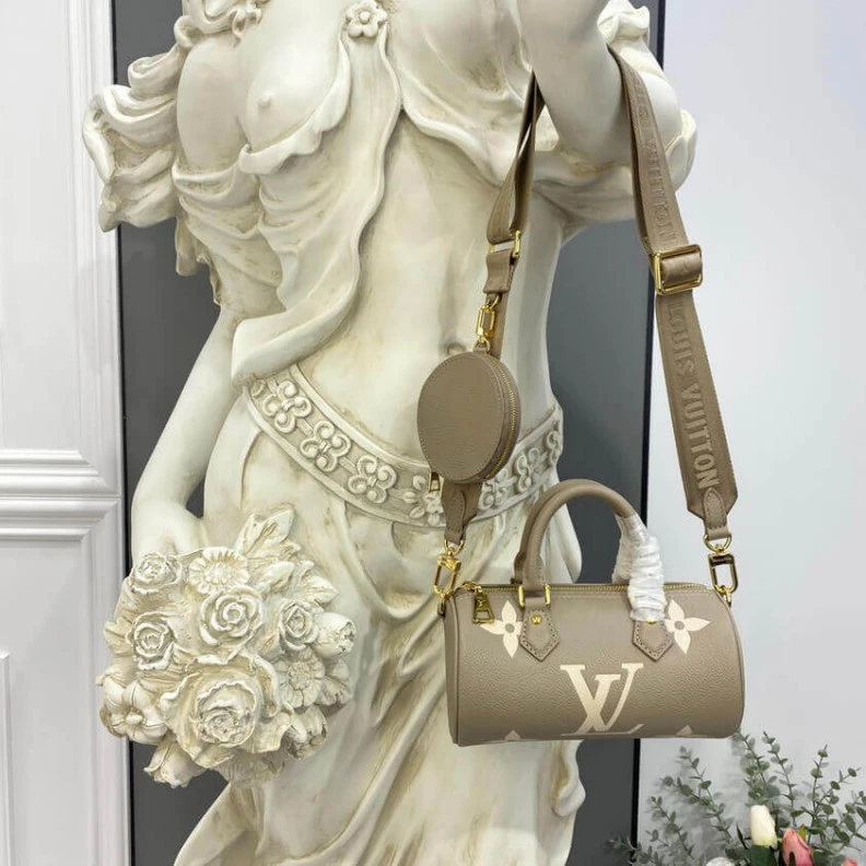 Top lv Inside fl Louis Vuitton Papillon BB Tourterelle Creme