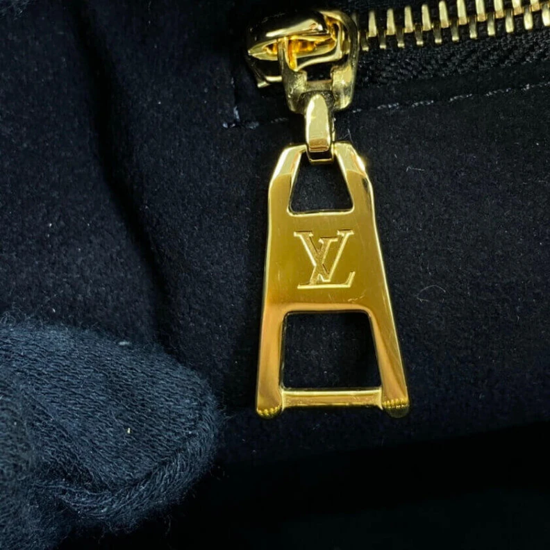 Top lv Textile l Louis Vuitton Petite Malle Souple Black