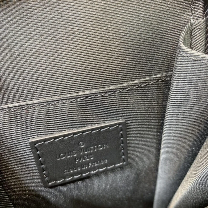 Top lv Black hard Louis Vuitton Phone Pouch