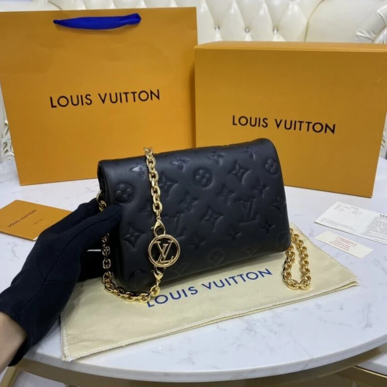 Mythick Chain Dro Louis Vuitton Pochette Coussin Black