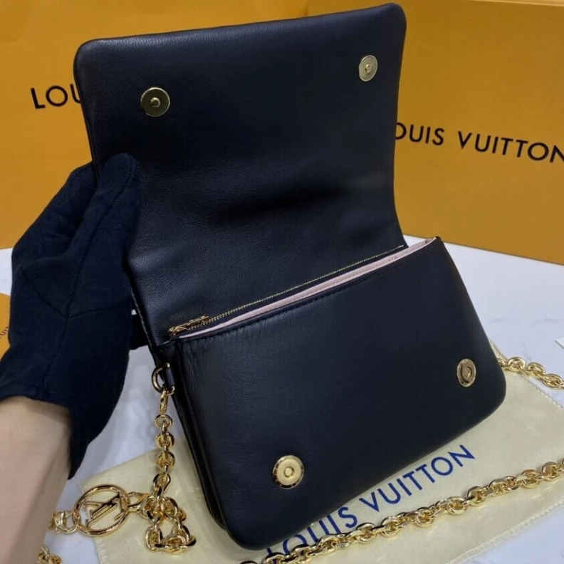 Mythick Chain Dro Louis Vuitton Pochette Coussin Black