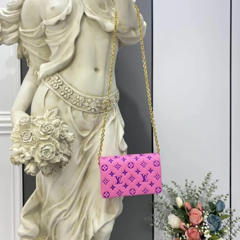 Top lv  Pink Louis Vuitton Pochette Coussin Pink   Purple