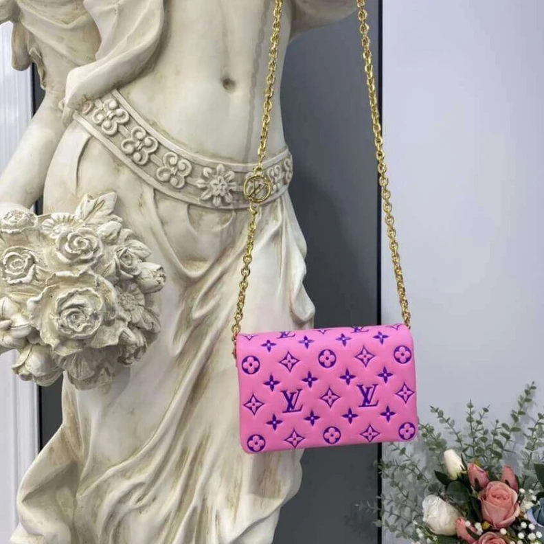 Top lv  Pink Louis Vuitton Pochette Coussin Pink   Purple