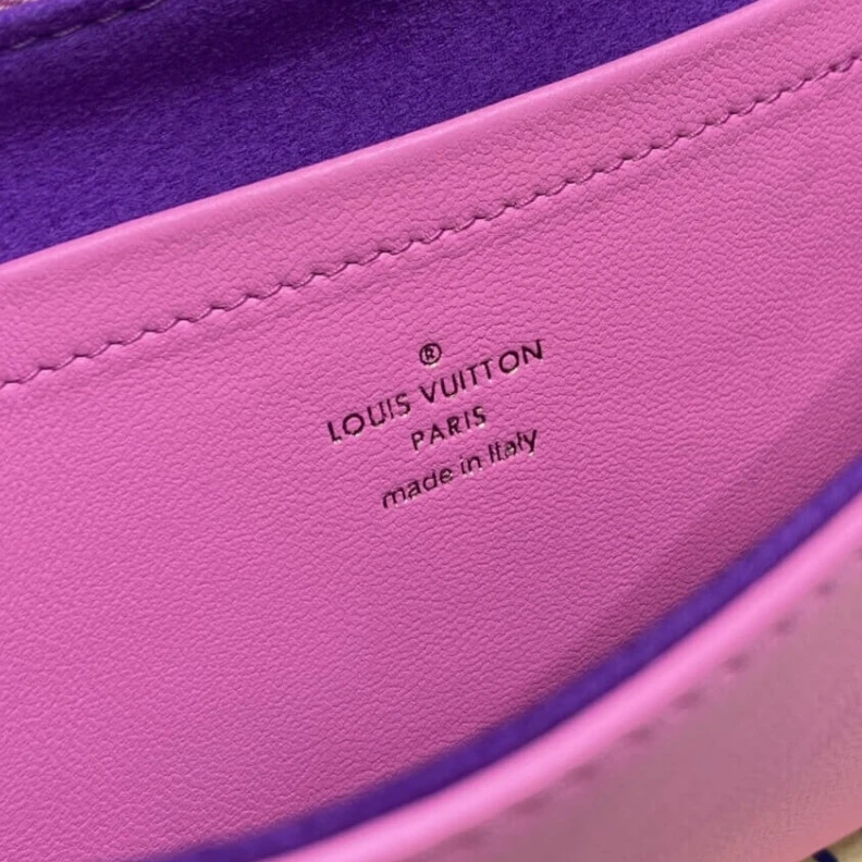 Top lv  Pink Louis Vuitton Pochette Coussin Pink   Purple