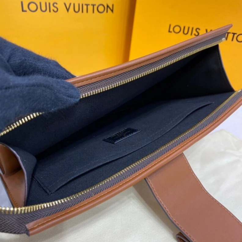 Replica bags Inside fl Louis Vuitton Pochette Dauphine