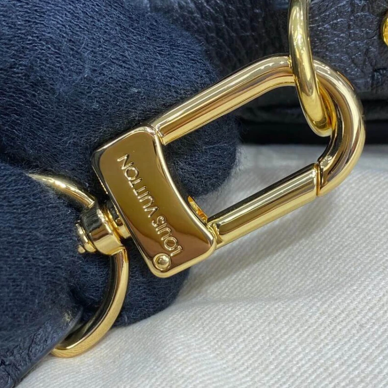 Replica bag Outside z Louis Vuitton Pochette Metis Black Beige