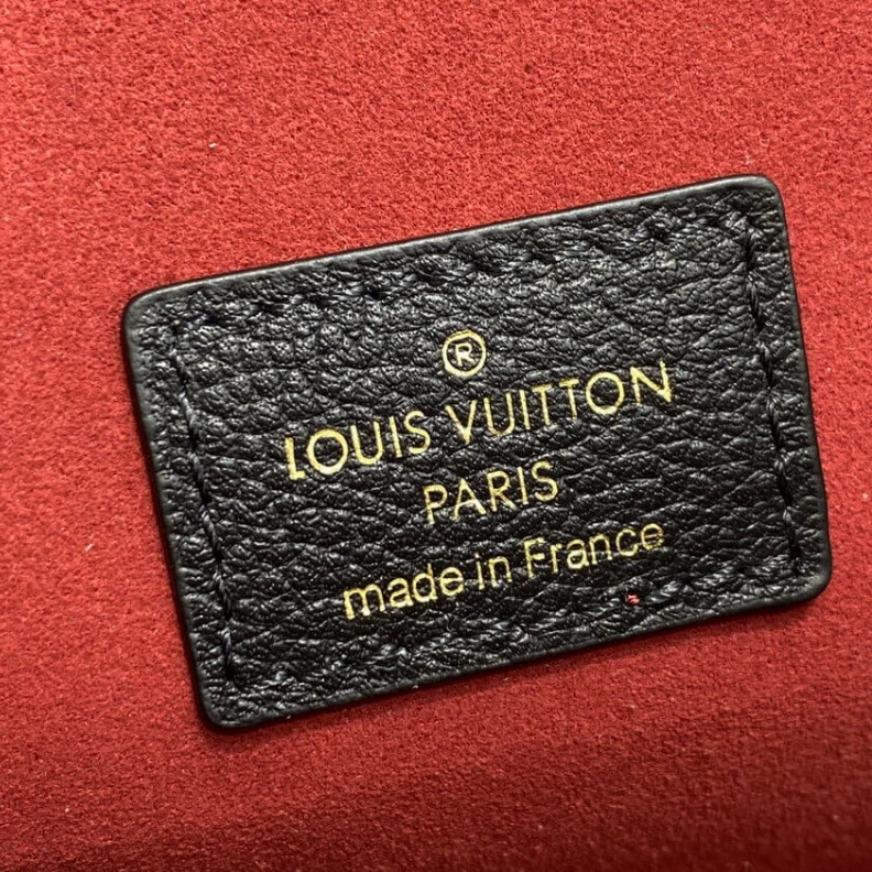 Replica bag Outside z Louis Vuitton Pochette Metis Black Beige