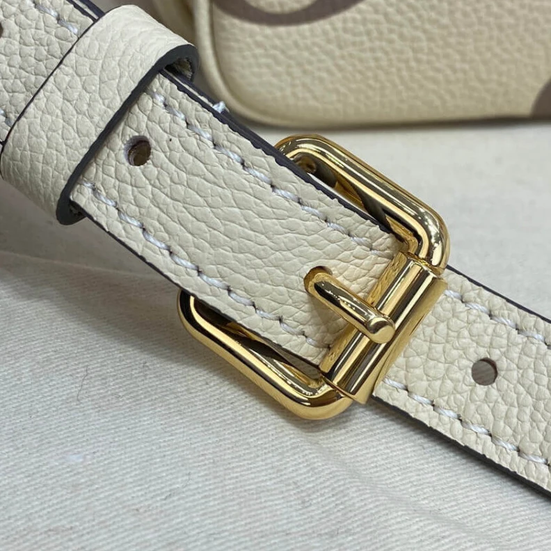 Strap: Re Louis Vuitton Pochette Metis Cream Bois de Rose Pink