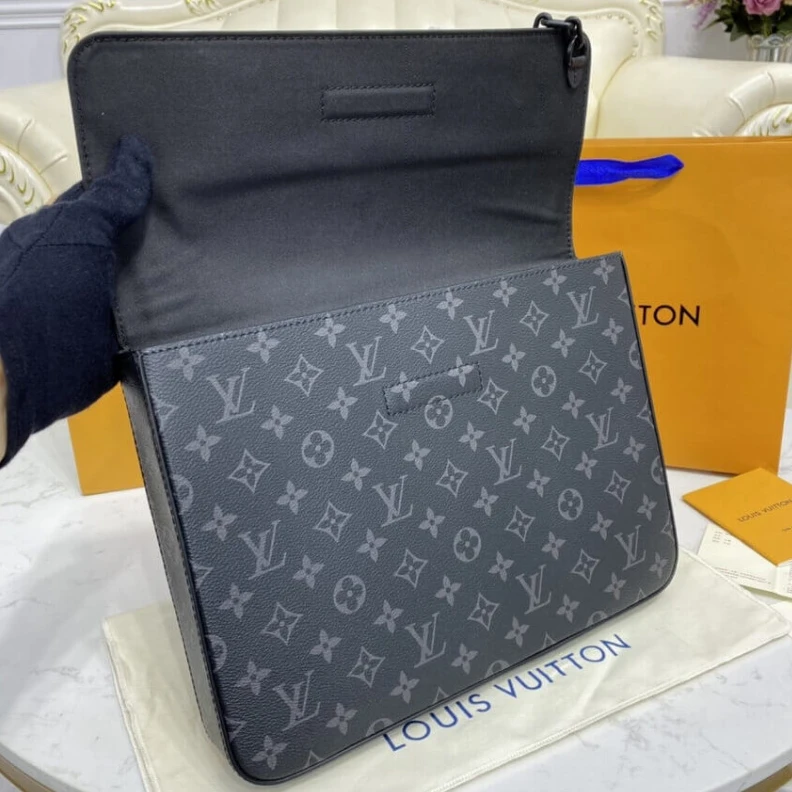 Replica bags Signature Louis Vuitton Pochette Steamer