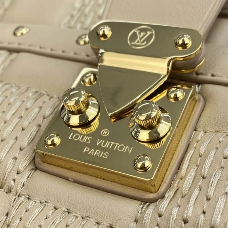 Top lv Goldcolor Louis Vuitton Pochette Troca Beige