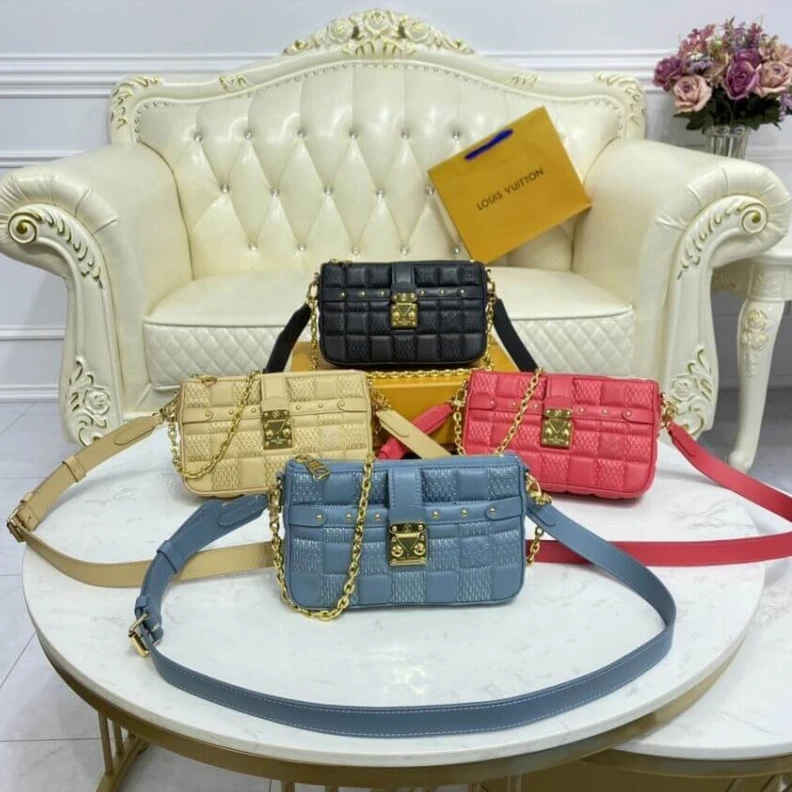 Replica bags lv Strap Dro Louis Vuitton Pochette Troca Black