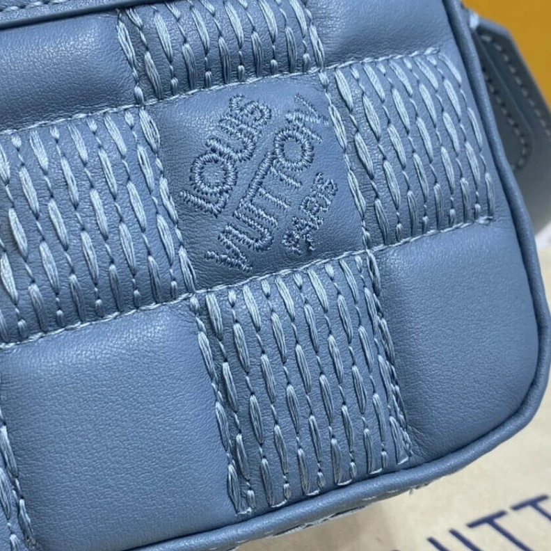 Replica bags lv Microfibe Louis Vuitton Pochette Troca Blue