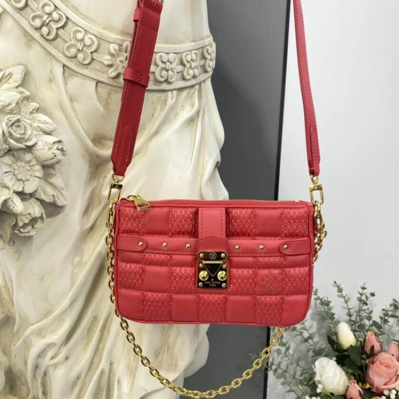 Mythick.ru The Pochet Louis Vuitton Pochette Troca Pink