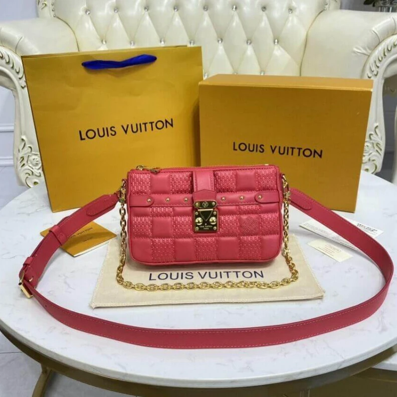 Mythick.ru The Pochet Louis Vuitton Pochette Troca Pink