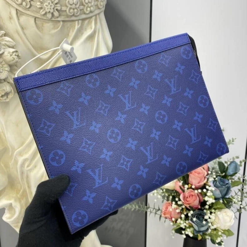 Mythick.ru Pacific B Louis Vuitton Pochette Voyage MM Cobalt