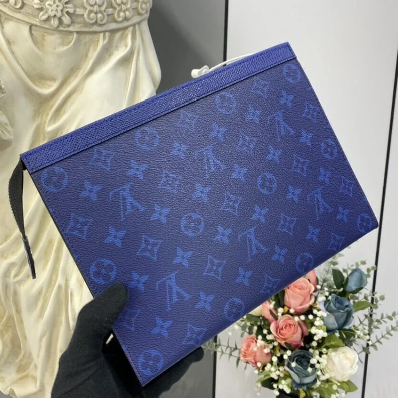 Mythick.ru Pacific B Louis Vuitton Pochette Voyage MM Cobalt