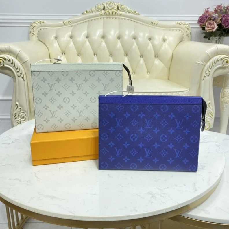 Mythick.ru Pacific B Louis Vuitton Pochette Voyage MM Cobalt