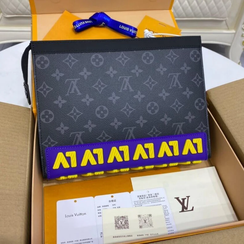 Louis vuitton locations 26 x 20 x Louis Vuitton Pochette Voyage MM Monogram Eclipse LV Rubber