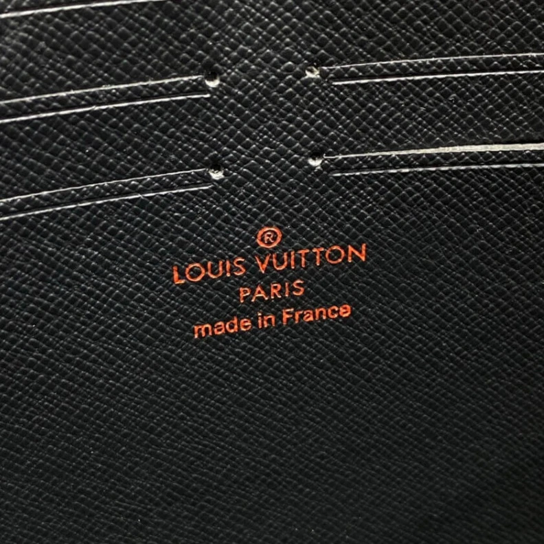 Louis vuitton locations 26 x 20 x Louis Vuitton Pochette Voyage MM Monogram Eclipse LV Rubber