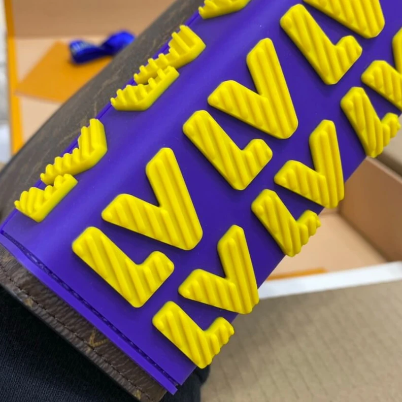 Mythick Microfibe Louis Vuitton Pochette Voyage MM Monogram LV Rubber