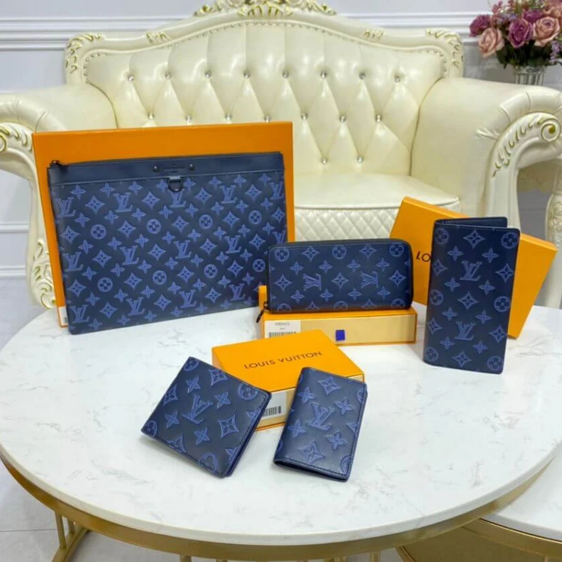 Mythick.ru 3 card sl Louis Vuitton Pocket Organizer Navy Blue
