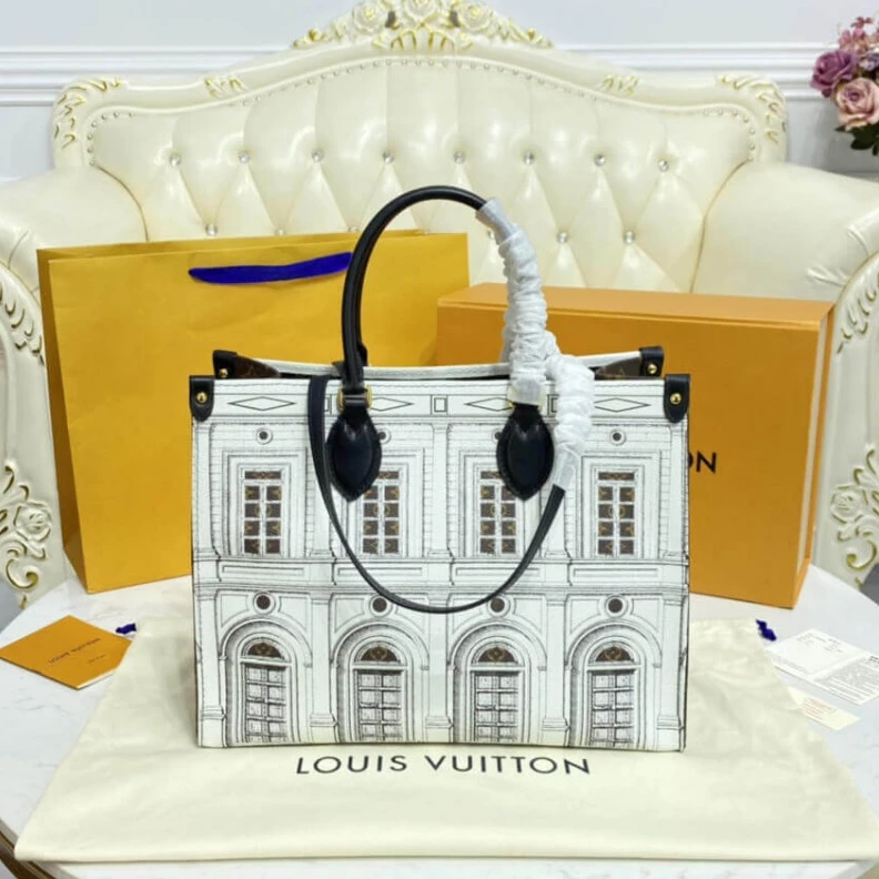 Replica bag Inside fl Louis Vuitton Printed Matte Calf Leather Onthego MM