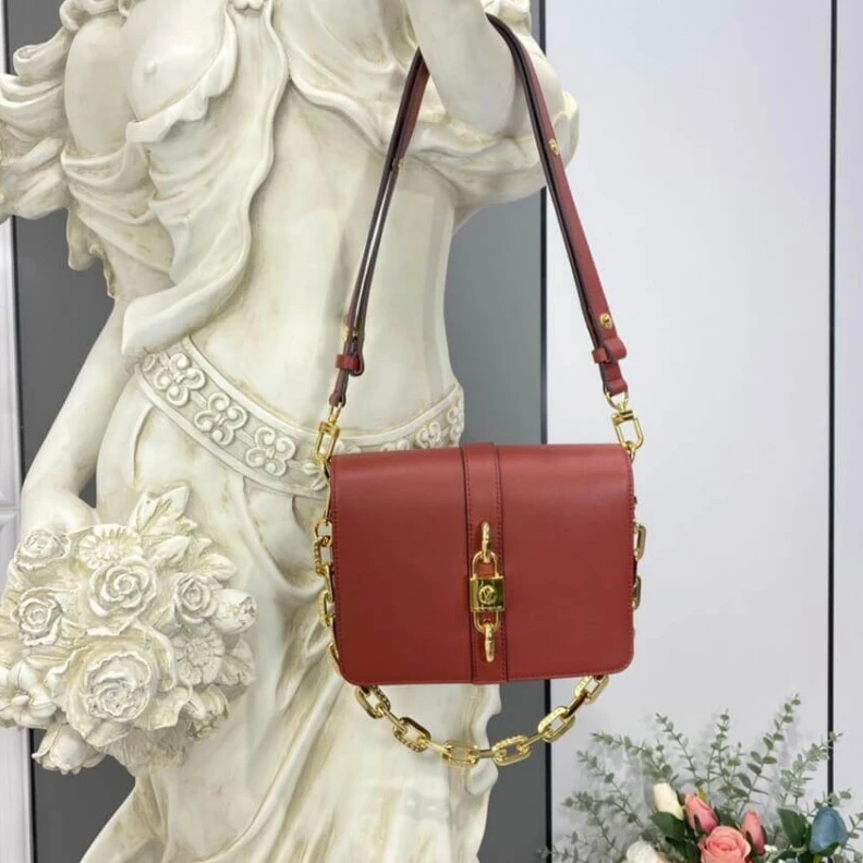 Top lv Chain: Re Louis Vuitton Rendez-Vous