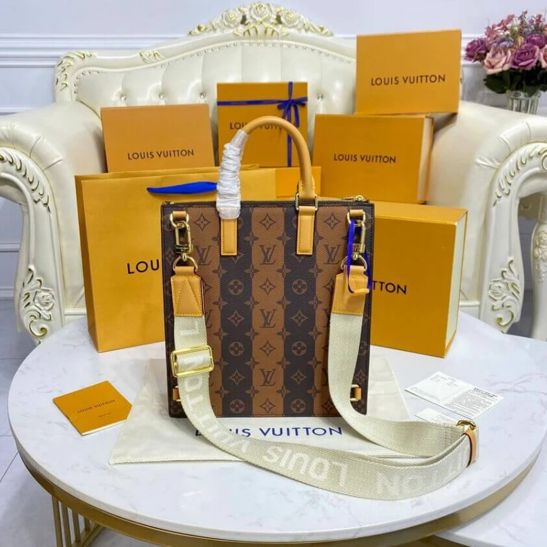 Louis vuitton locations Monogram Louis Vuitton Sac Plat Cross Brown