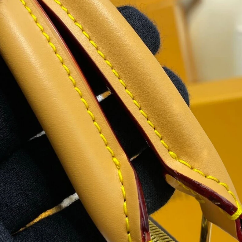 Louis vuitton locations Monogram Louis Vuitton Sac Plat Cross Brown