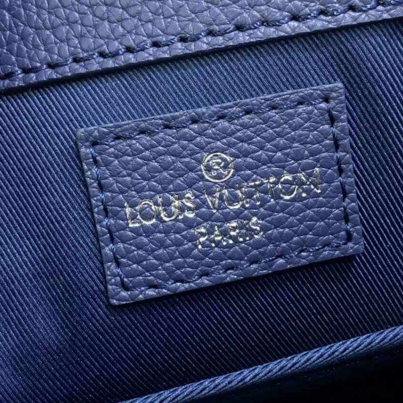 Top lv Ink Water Louis Vuitton Sac Plat Zippe
