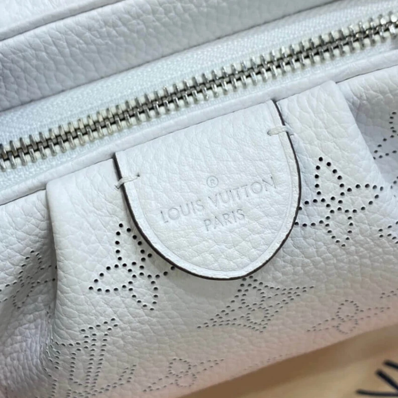 Louis vuitton locations Strap Dro Louis Vuitton Scala Mini Pouch Gradient Pink Mahina Leather